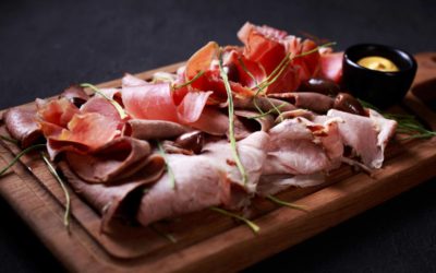 Comment préserver la fraîcheur et savourer pleinement vos charcuteries ?